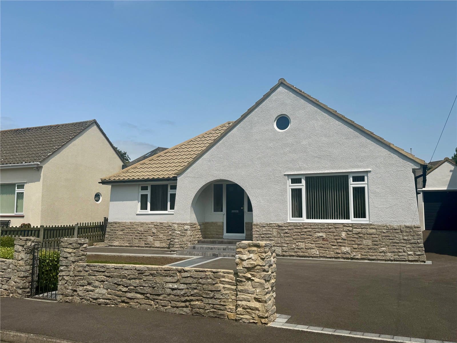 Mitchell Close, Barton On Sea, Hampshire, BH25 7BX