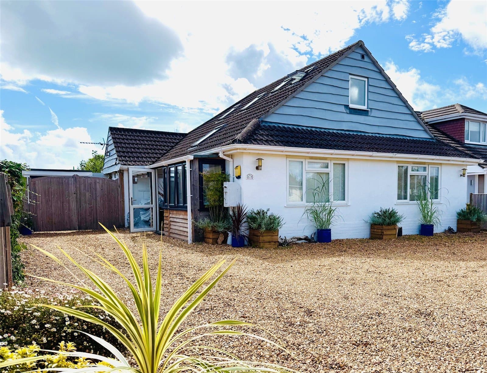 Wavendon Avenue, Barton On Sea, Hampshire, BH25 7LS