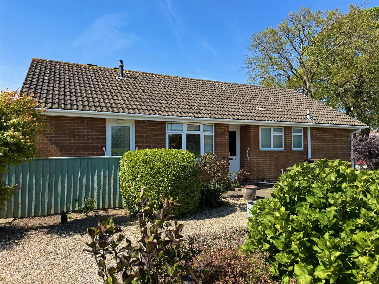 Cutler Close, Ashley, New Milton, Hampshire, BH25 5DB