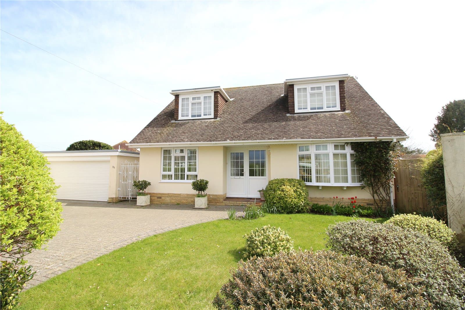 Haven Gardens, New Milton, Hampshire, BH25 6HF
