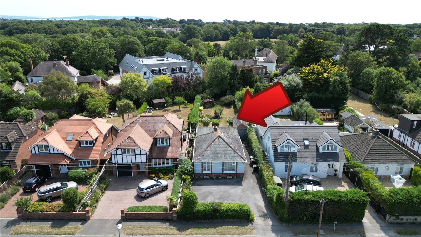 Avenue Road, Walkford, Christchurch, Dorset, BH23 5QH