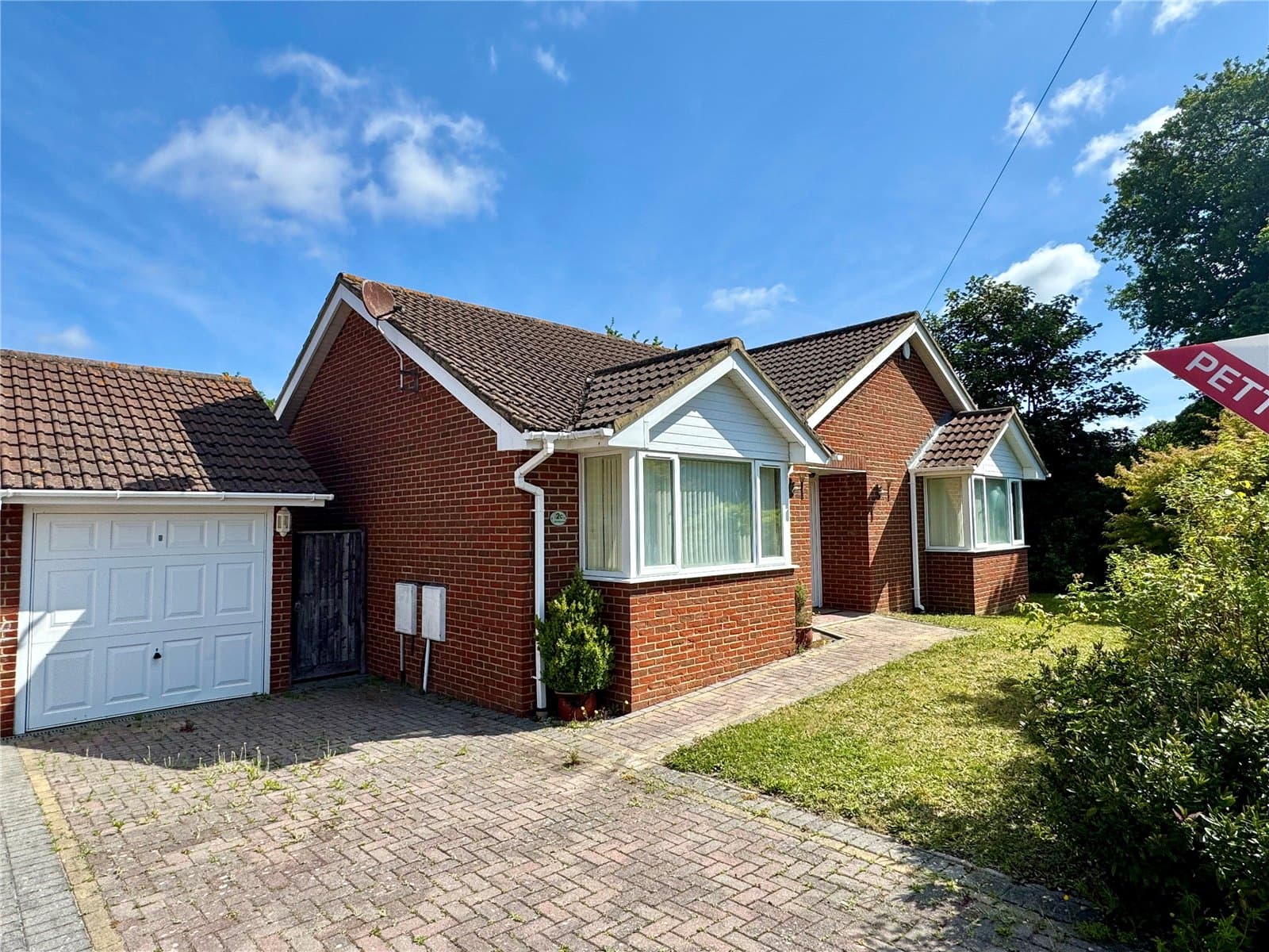Sky End Lane, Hordle, Hampshire, SO41 0HG