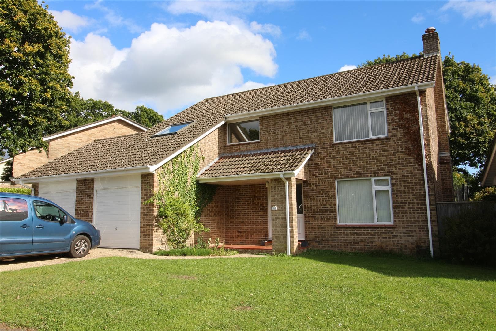Ferndale Road, New Milton, Hampshire, BH25 5EY