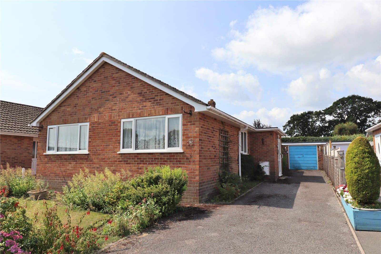 Queens Grove, New Milton, Hampshire, BH25 5DA