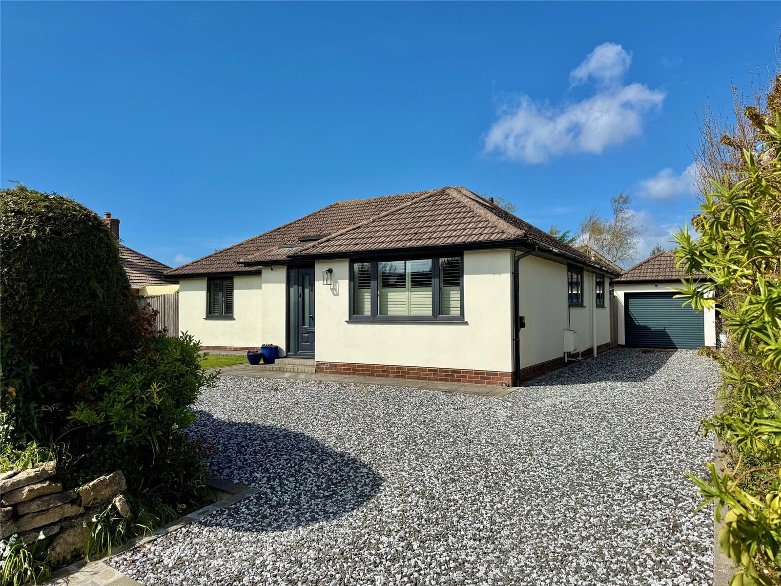 Lymington Road, New Milton, Hampshire, BH25 6PX