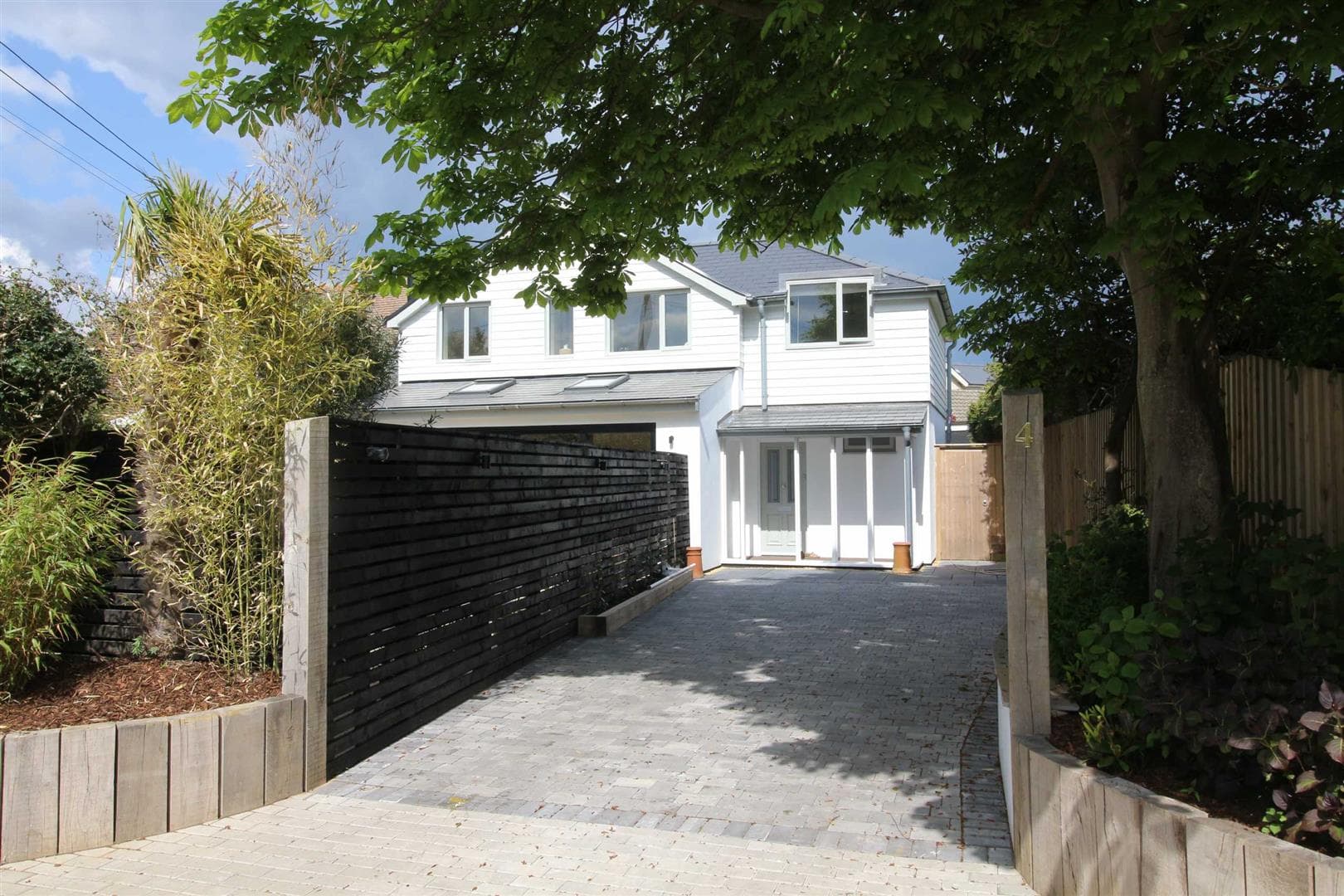 Barton Lane, Barton On Sea, Hampshire, BH25 7PL