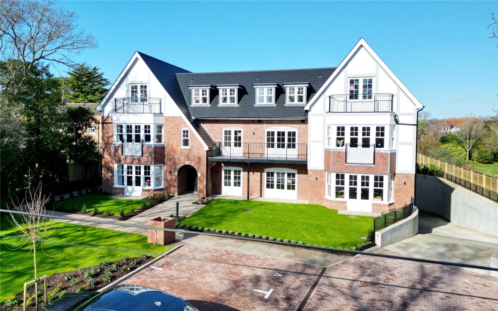 Chewton Farm Road, Walkford, Christchurch, Dorset, BH23 5FZ