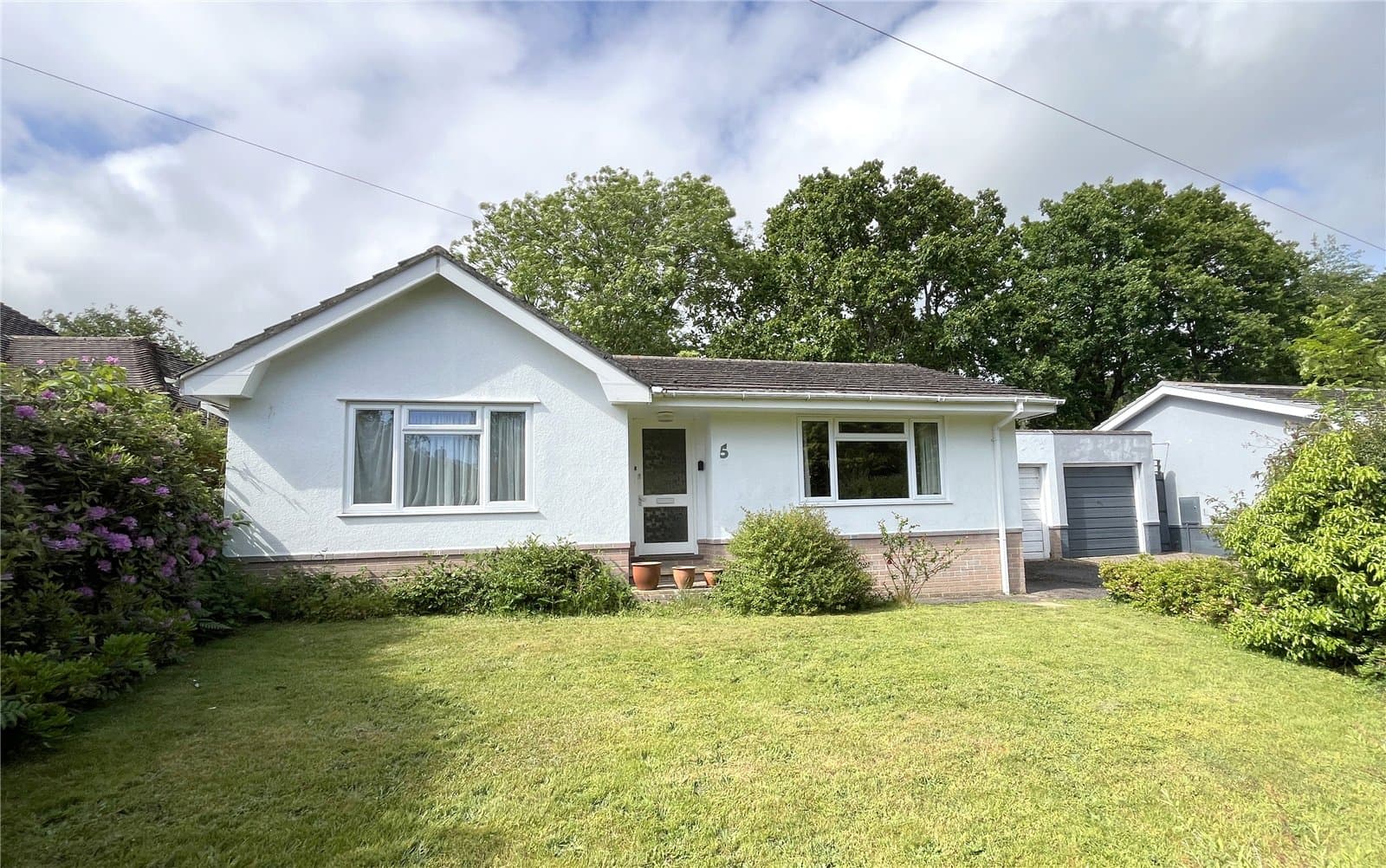 Woodhayes Avenue, Highcliffe, Christchurch, Dorset, BH23 4RW