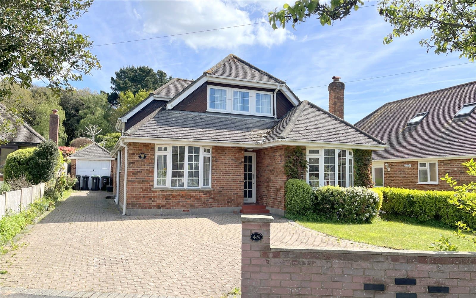 East Cliff Way, Friars Cliff, Christchurch, Dorset, BH23 4EY