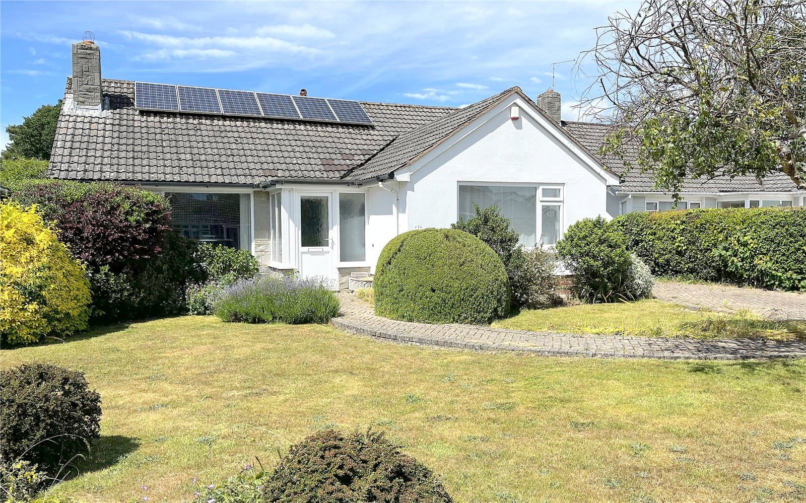 Dunbar Crescent, Highcliffe, Christchurch, Dorset, BH23 5RY