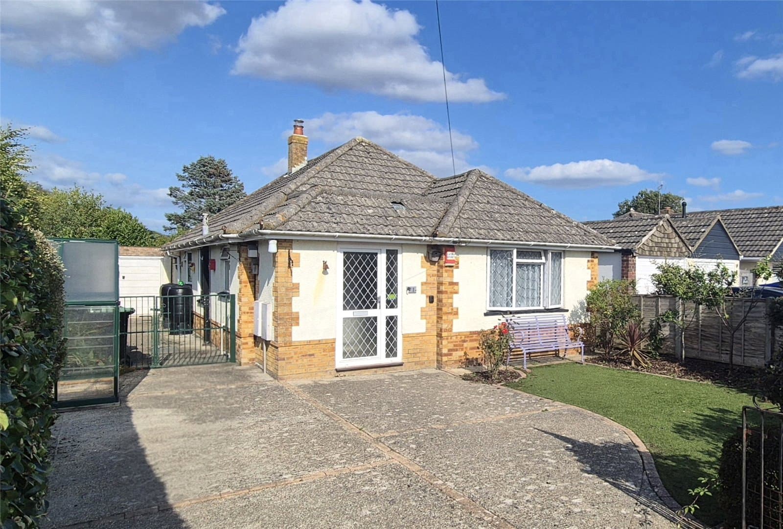 Rosewood Gardens, New Milton, Hampshire, BH25 5NA
