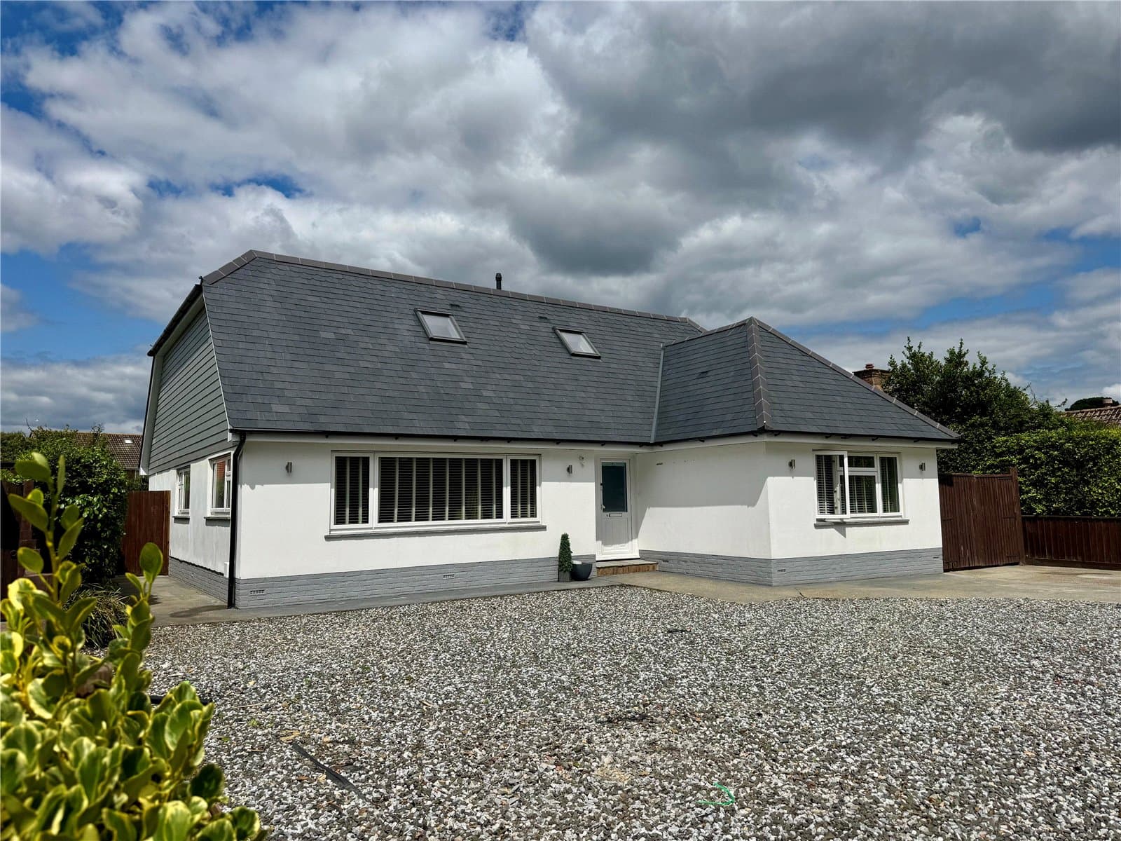 Cowper Avenue, New Milton, Hampshire, BH25 6NY