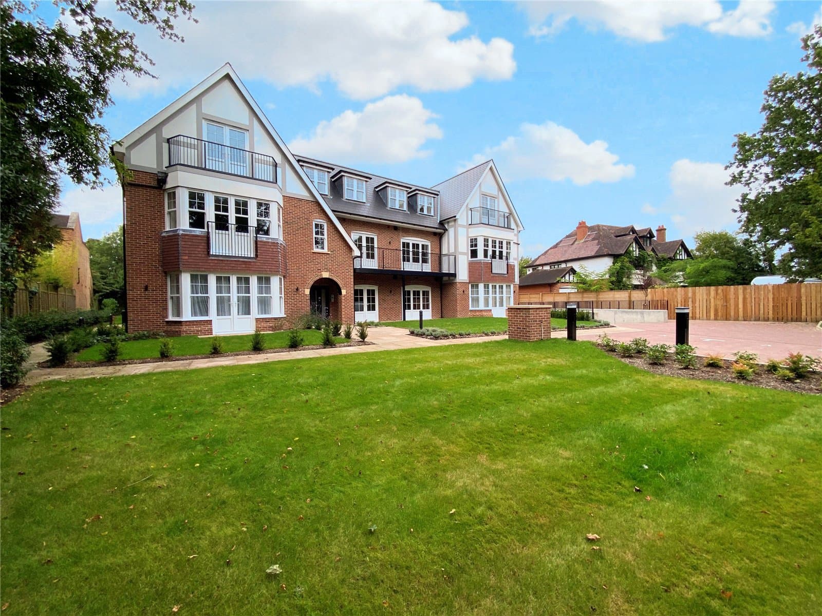 Chewton Farm Road, Walkford, Christchurch, Dorset, BH23 5FZ
