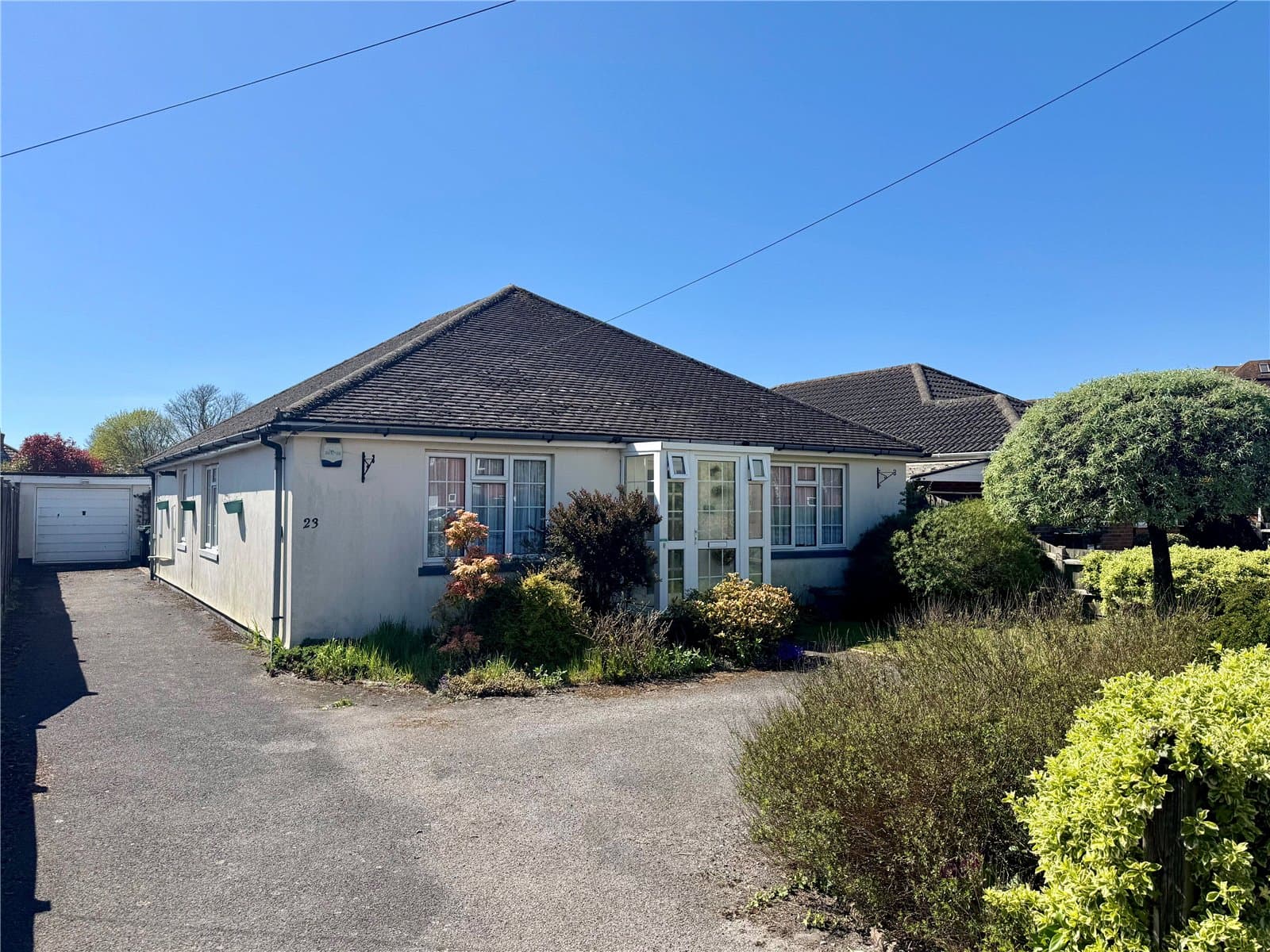 Elm Avenue, New Milton, Hampshire, BH25 6HE