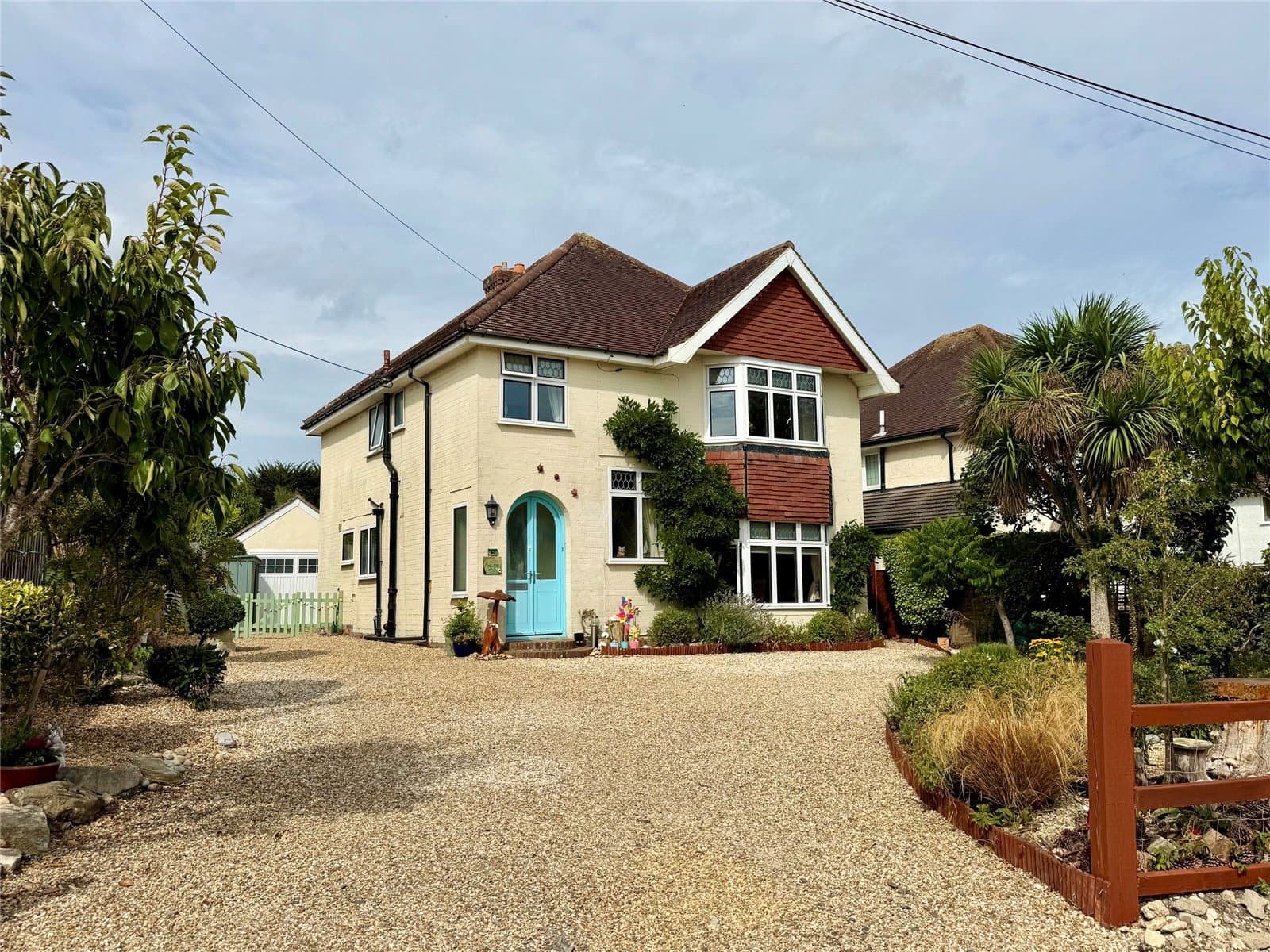 Barton Court Avenue, Barton On Sea, Hampshire, BH25 7ET