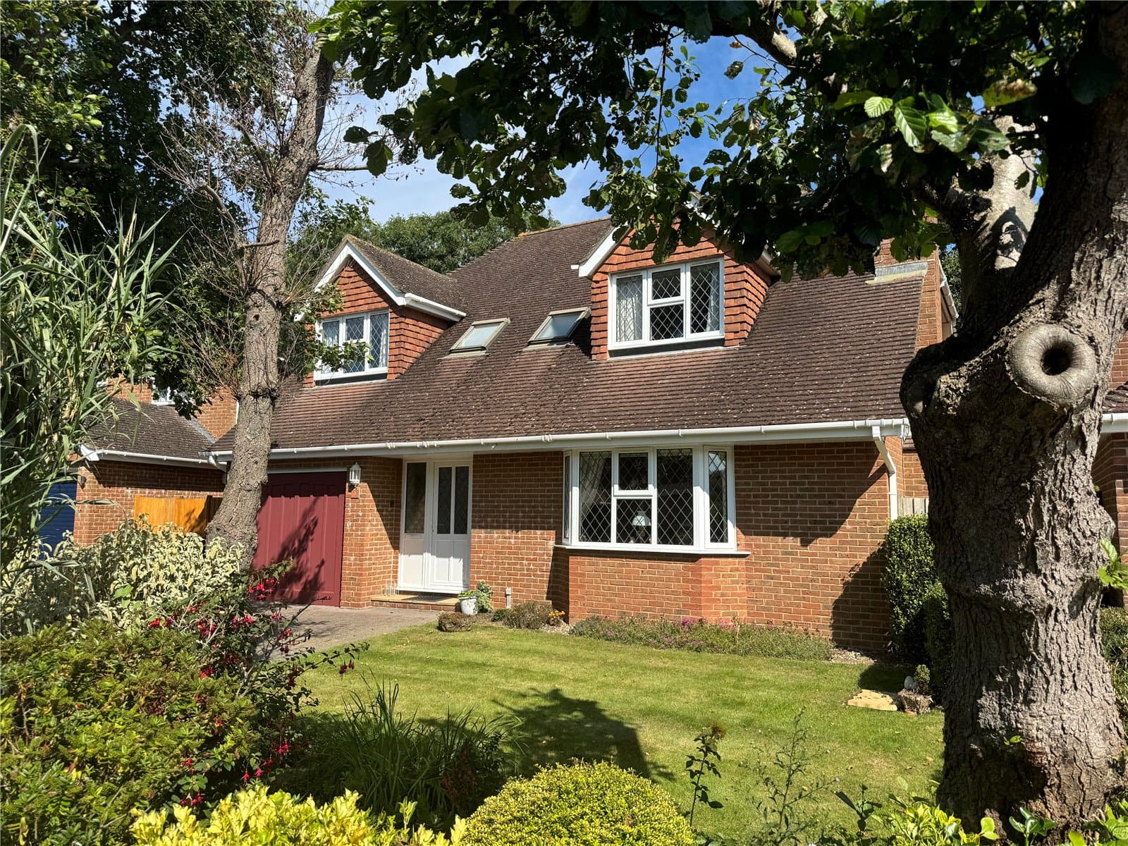 Willow Walk, Barton On Sea, Hampshire, BH25 7TL