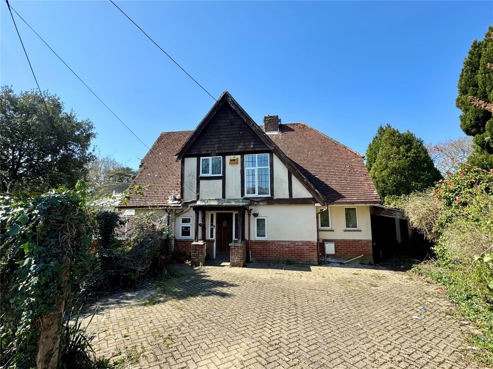 Farm Lane North, Barton On Sea, Hampshire, BH25 7BP