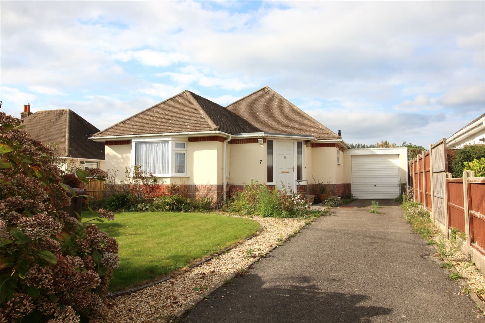 Wavendon Avenue, Barton On Sea, Hamshire, BH25 7LP