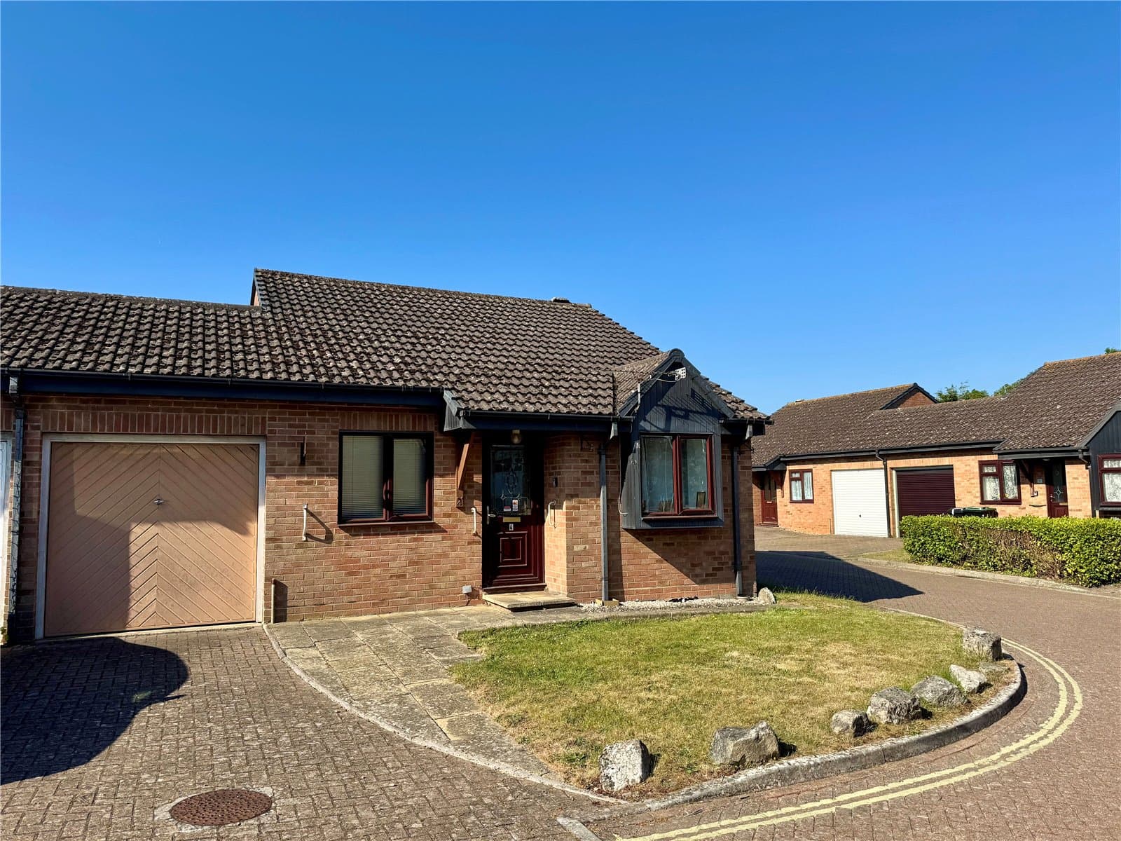 Caslake Close, New Milton, Hampshire, BH25 6PU