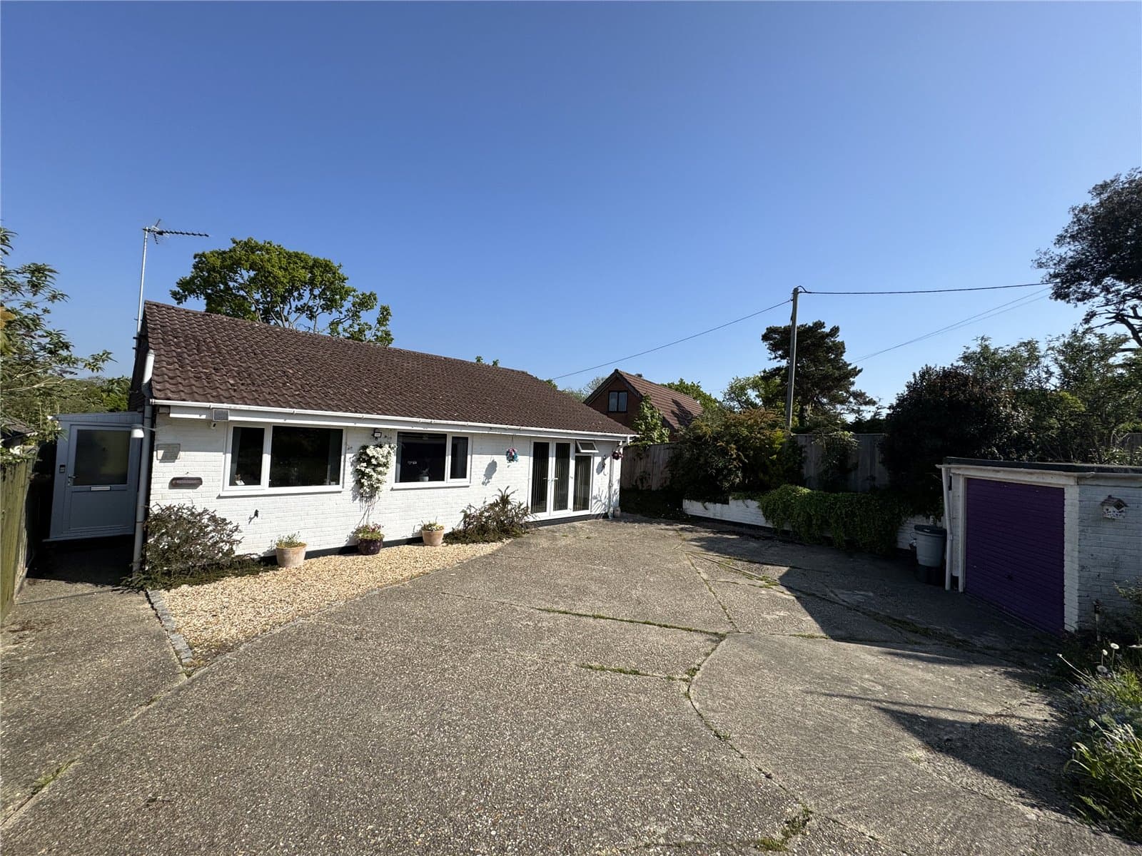 Ashley Lane, New Milton, Hampshire, BH25 5AQ