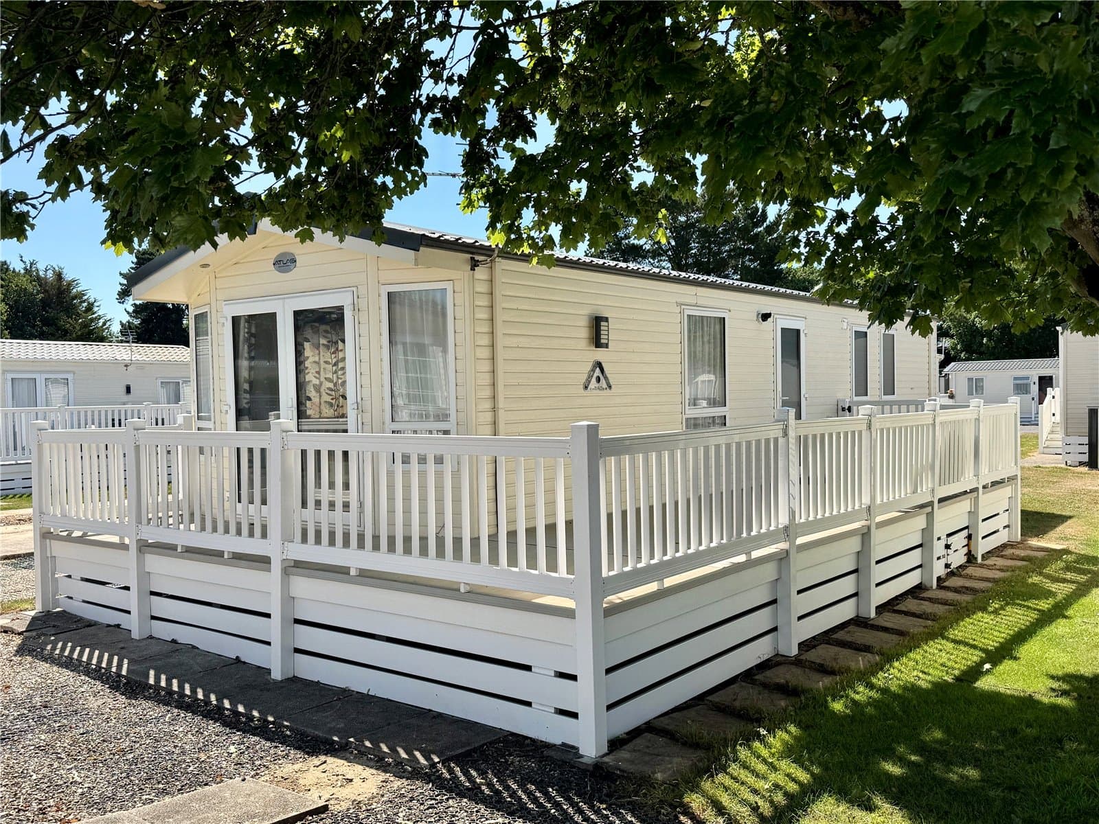 Shorefield Park, Near Milford On Sea, Hampshire, SO41 0LH