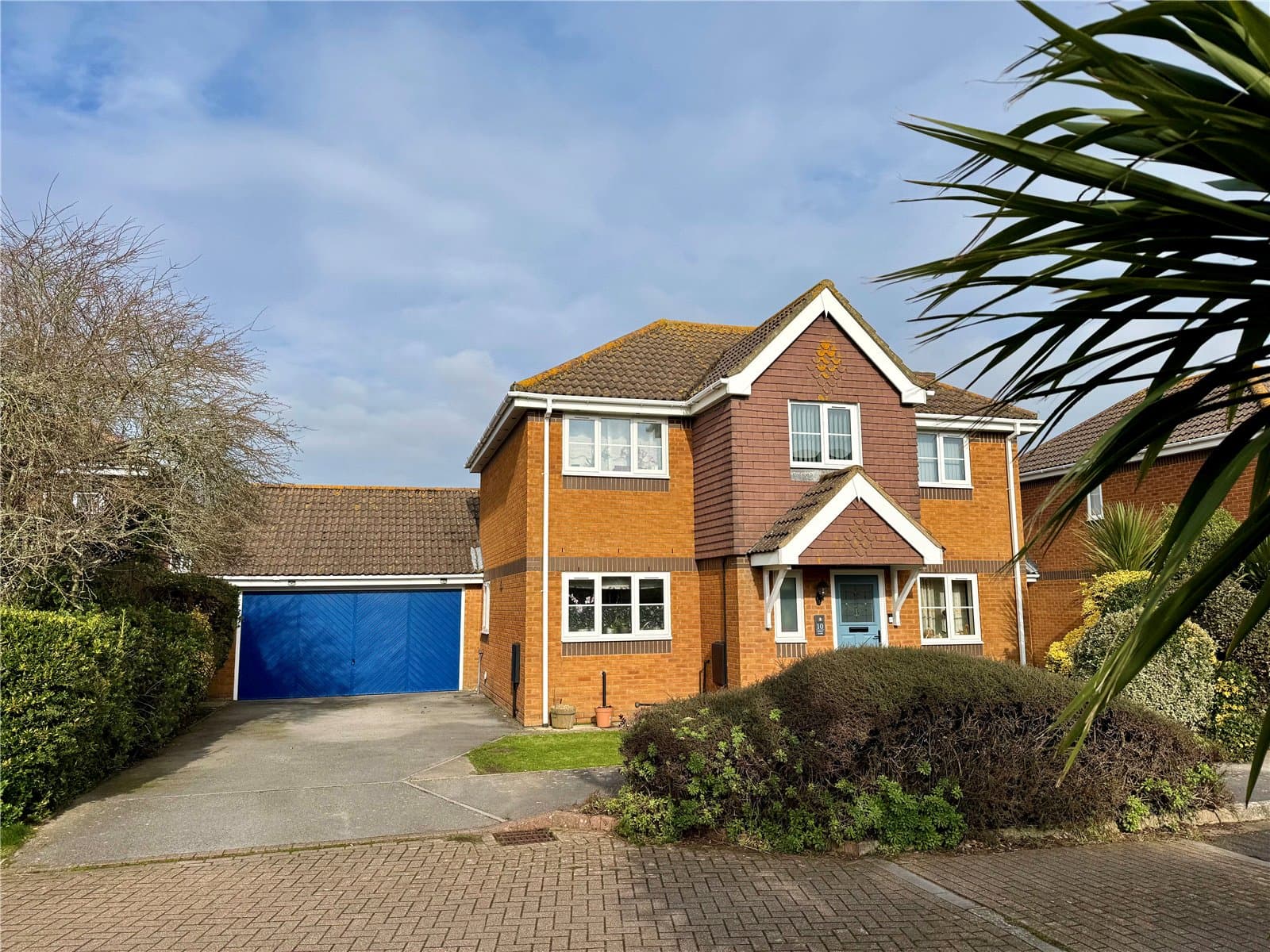 Burley Close, Barton On Sea, Hampshire, BH25 7SX