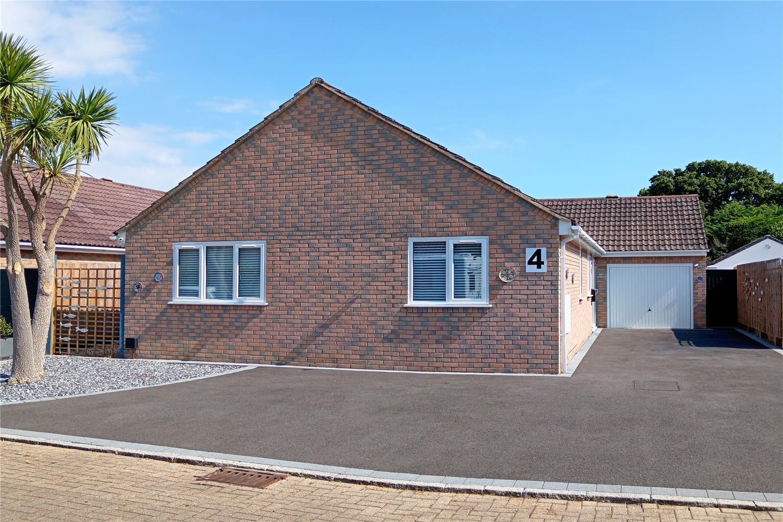 The Lanes, New Milton, Hampshire, BH25 5DG