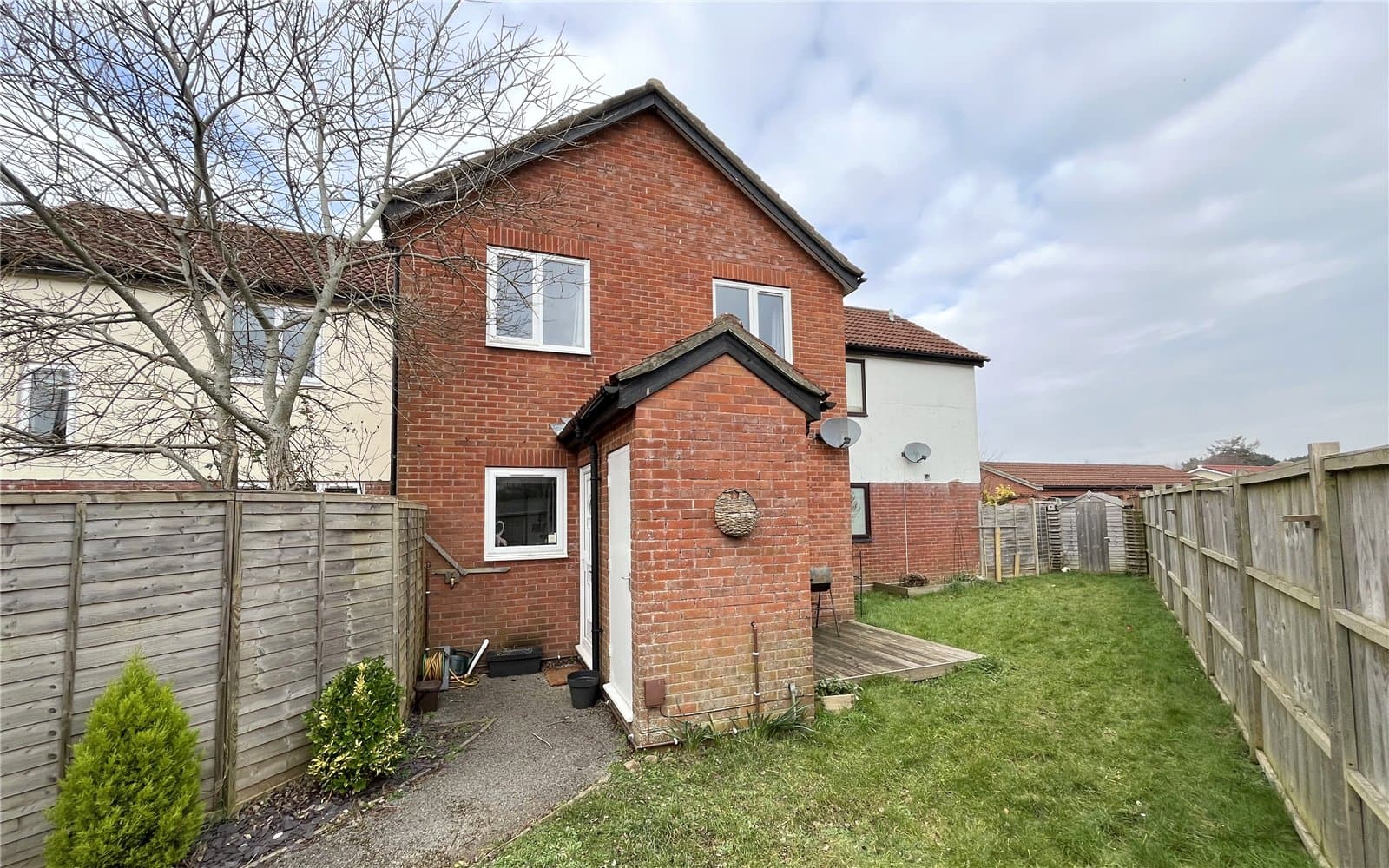 Speedwell Drive, Highcliffe, Christchurch, Dorset, BH23 4LX