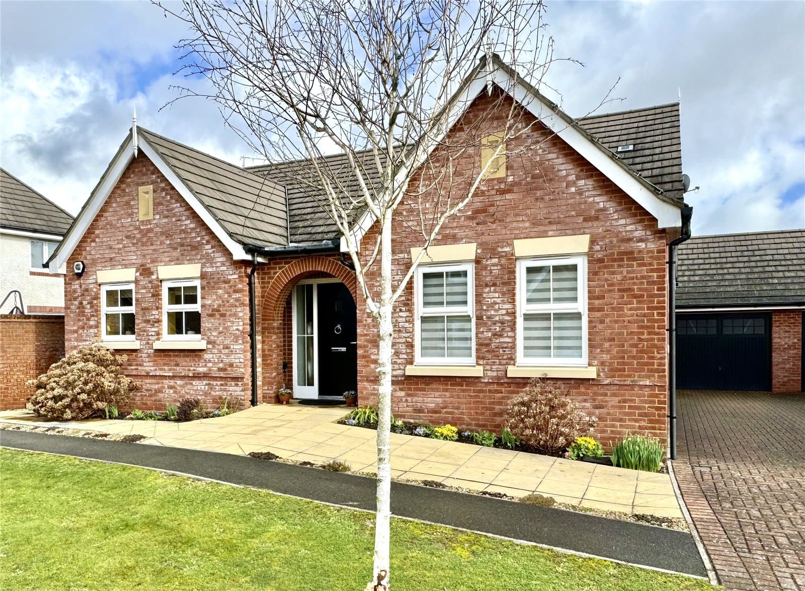 Marryat Way, Bransgore, Hampshire, BH23 8FG