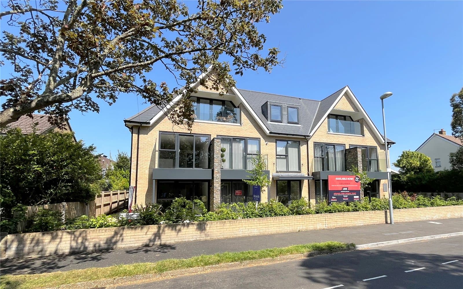 Wortley Road, Highcliffe, Christchurch, Dorset, BH23 5DR