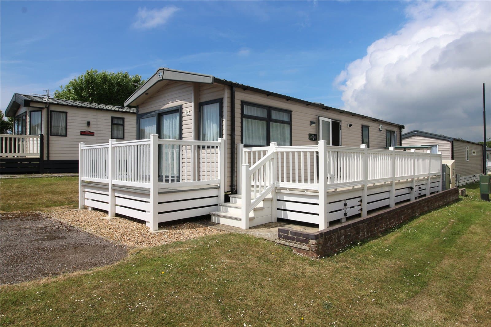Shorefield Park, Near Milford On Sea, Hampshire, SO41 0LH