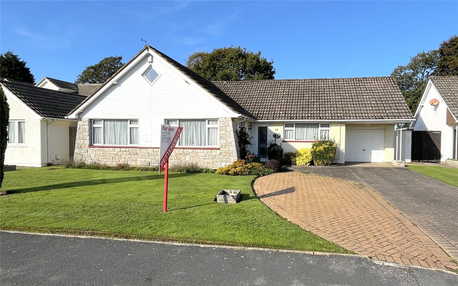 Greenways, Highcliffe, Christchurch, Dorset, BH23 5BB