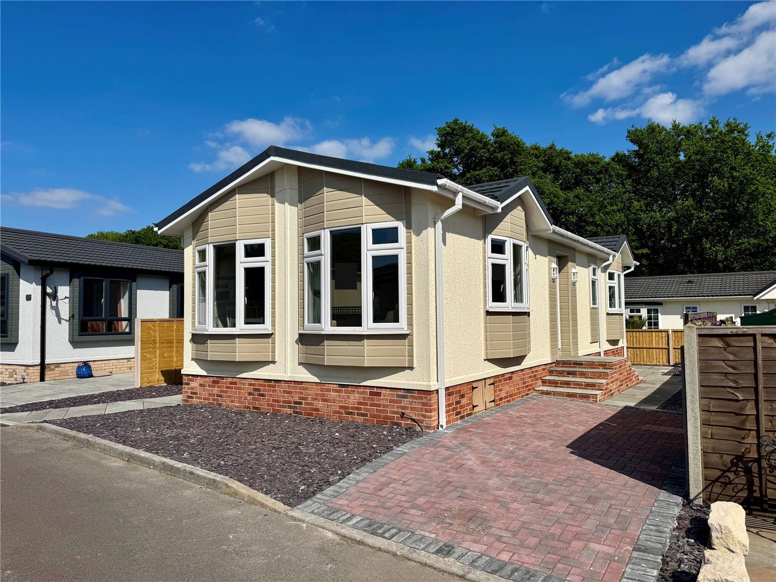 Woodlands Park, Stopples Lane, Hordle, Hampshire, SO41 0JB