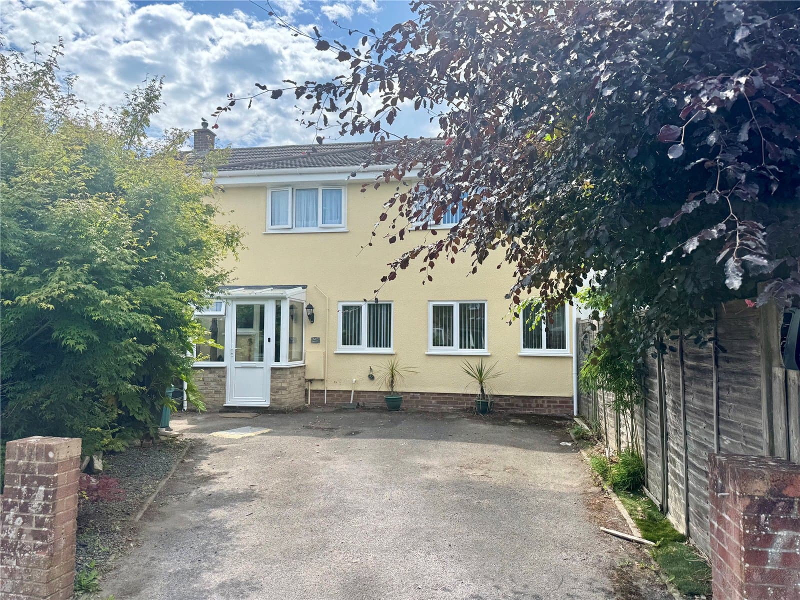 Miller Close, New Milton, Hampshire, BH25 5AT