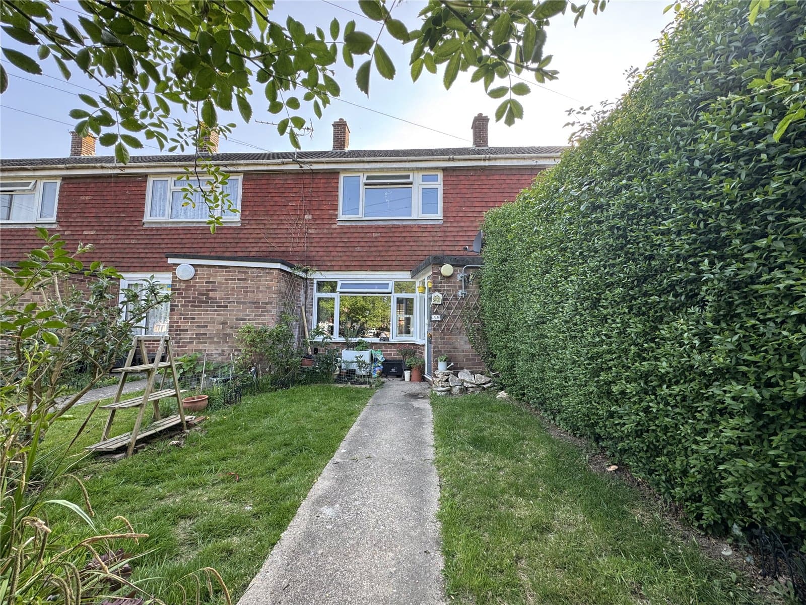 Howards Mead, Pennington, Lymington, Hampshire, SO41 8GH