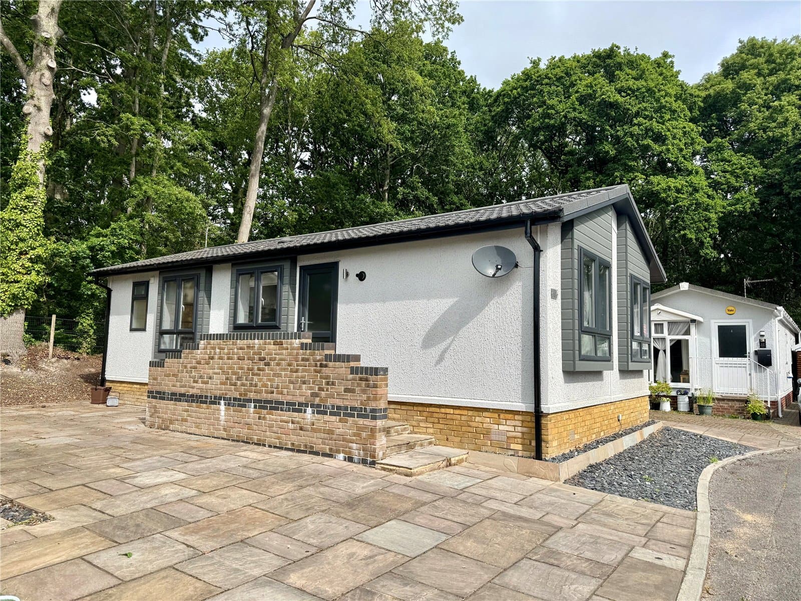 Woodlands Park, Stopples Lane, Hordle, Hampshire, SO41 0JB