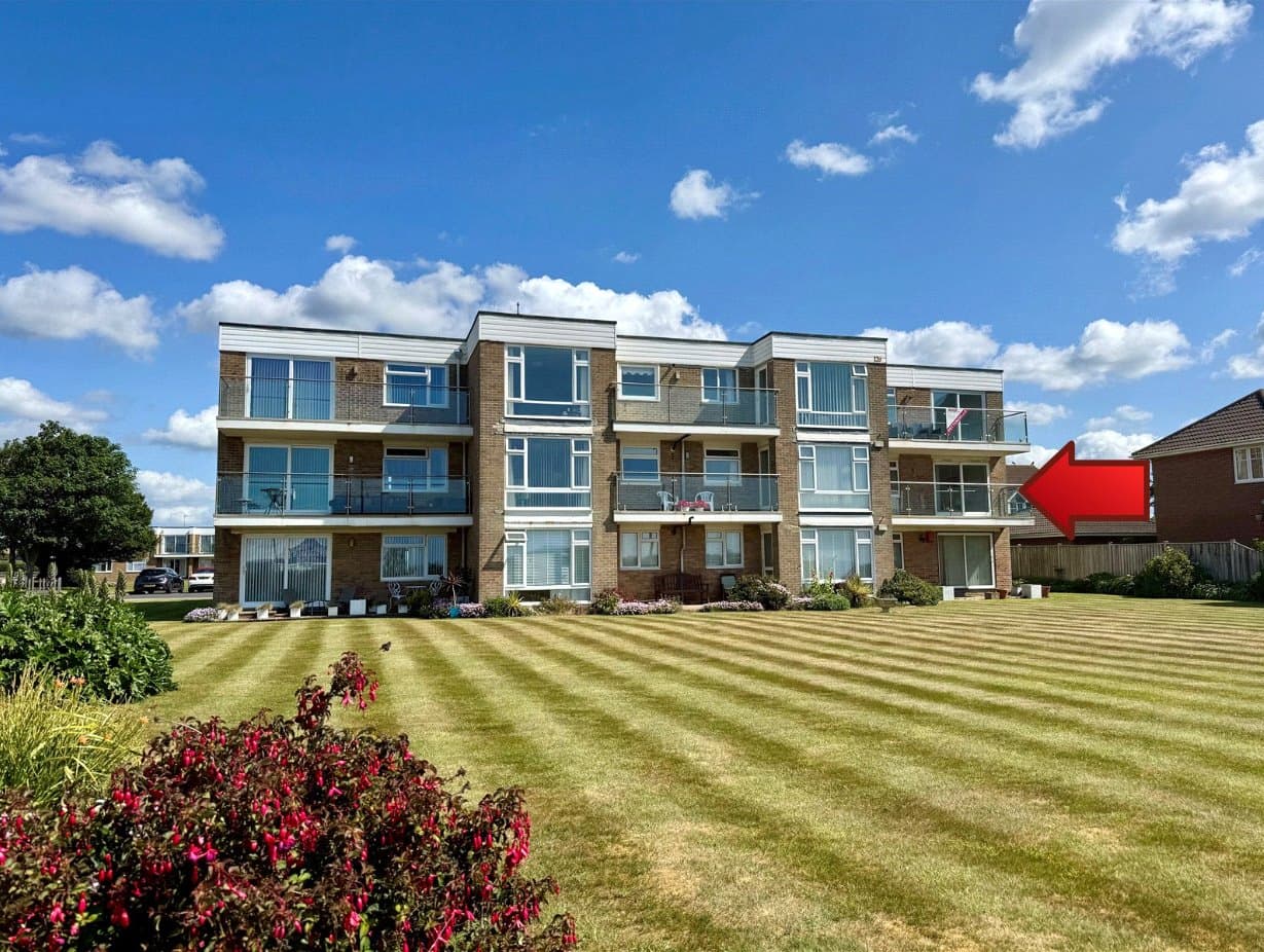 Sea Road, Barton On Sea, Hampshire, BH25 7PF