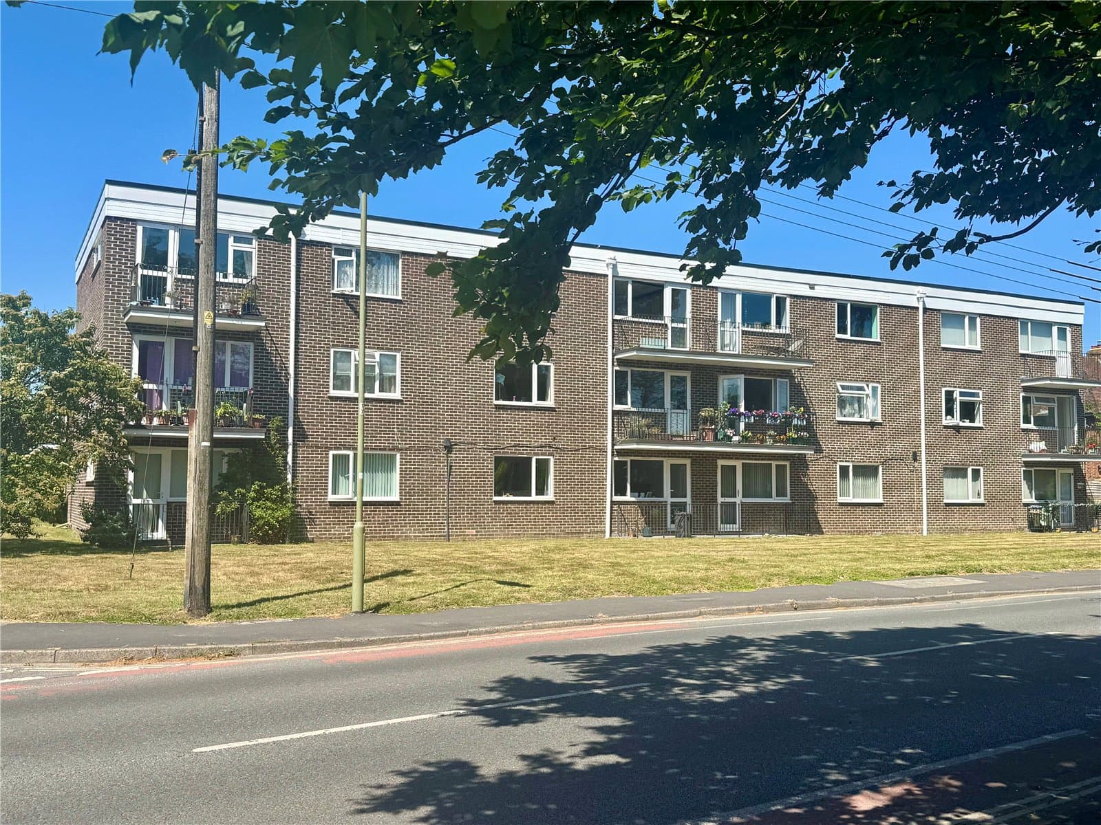 Ashley Court, Kenilworth Close, New Milton, Hampshire, BH25 6BN
