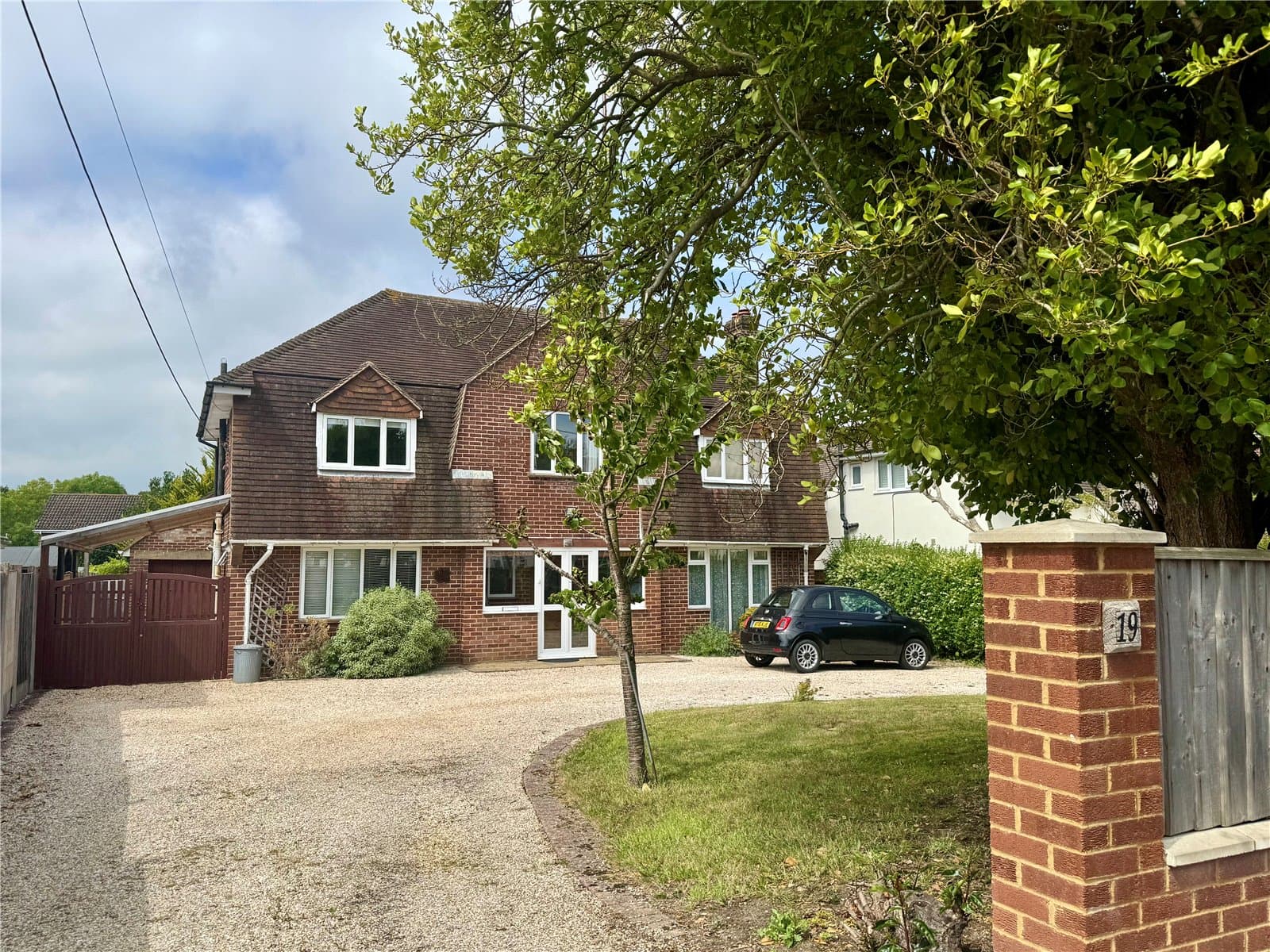 Manor Road, New Milton, Hampshire, BH25 5EW