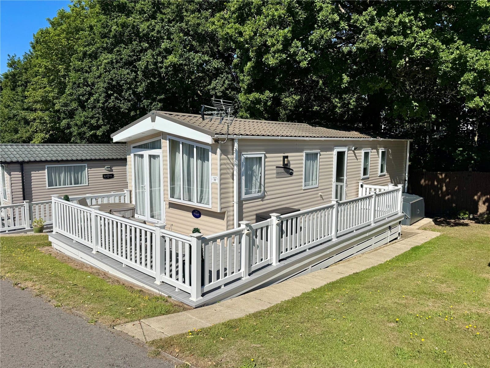 Seabreeze, Shorefield, Near Milford On Sea, Hampshire, SO41 0LH