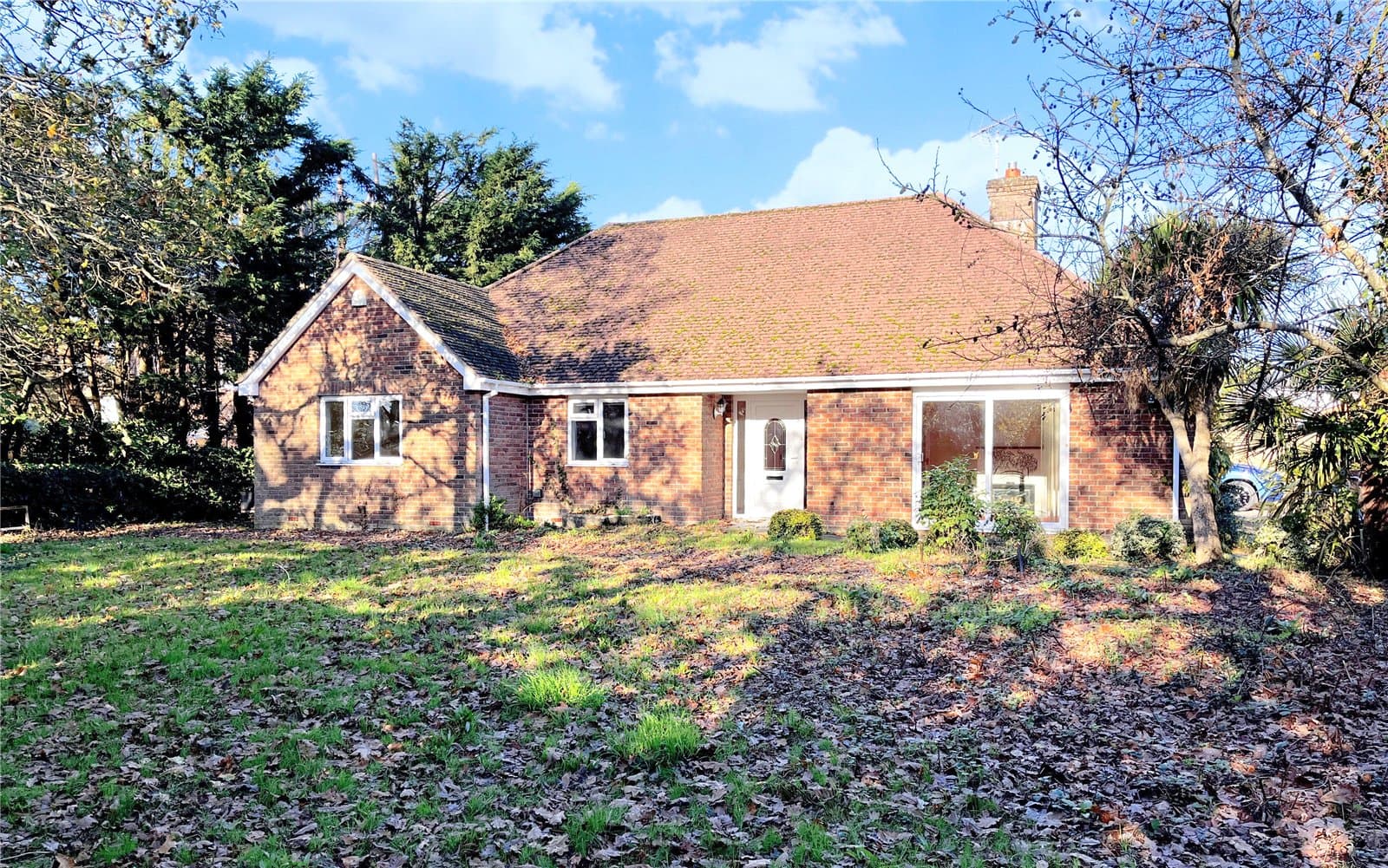 Elphinstone Road, Highcliffe, Christchurch, Dorset, BH23 5BP