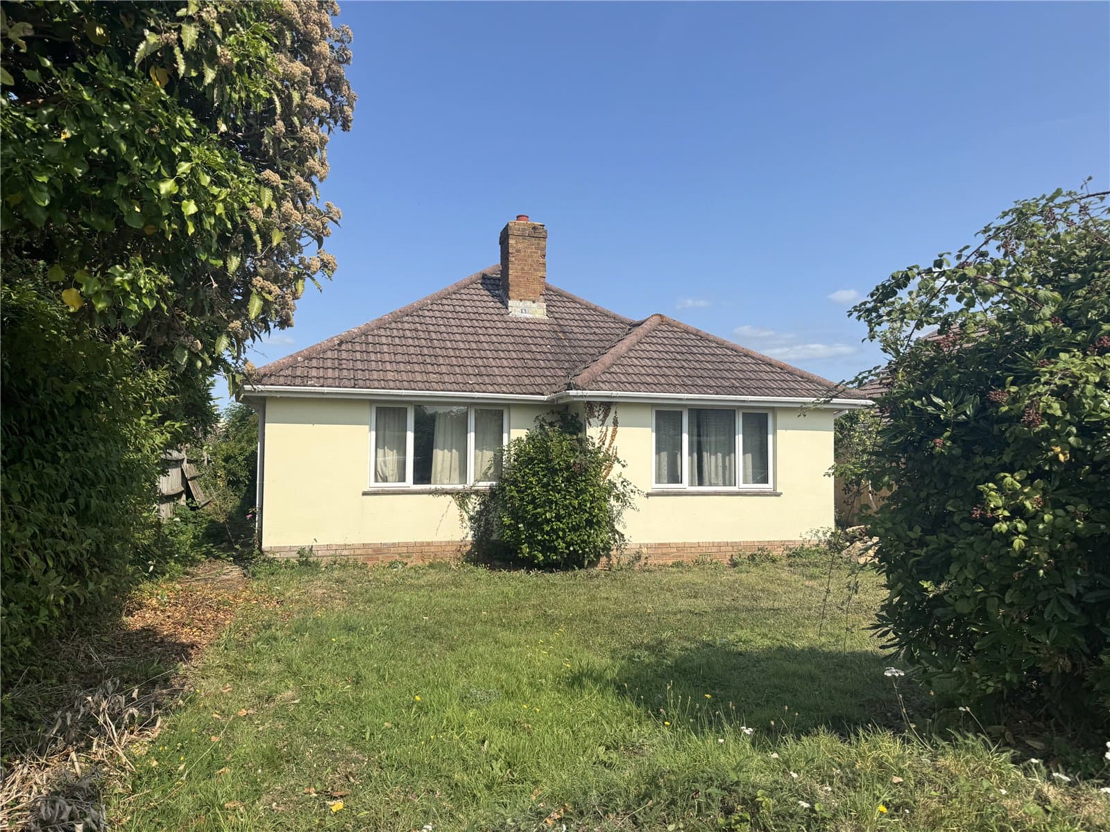 Barton Drive, Barton On Sea, Hampshire, BH25 7JL