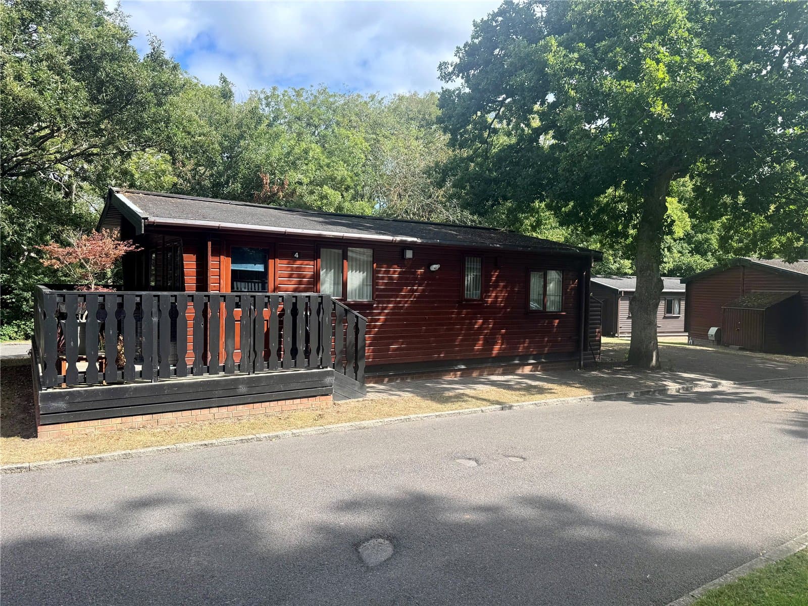 Shorefield Park, Near Milford On Sea, Hampshire, SO41 0LH