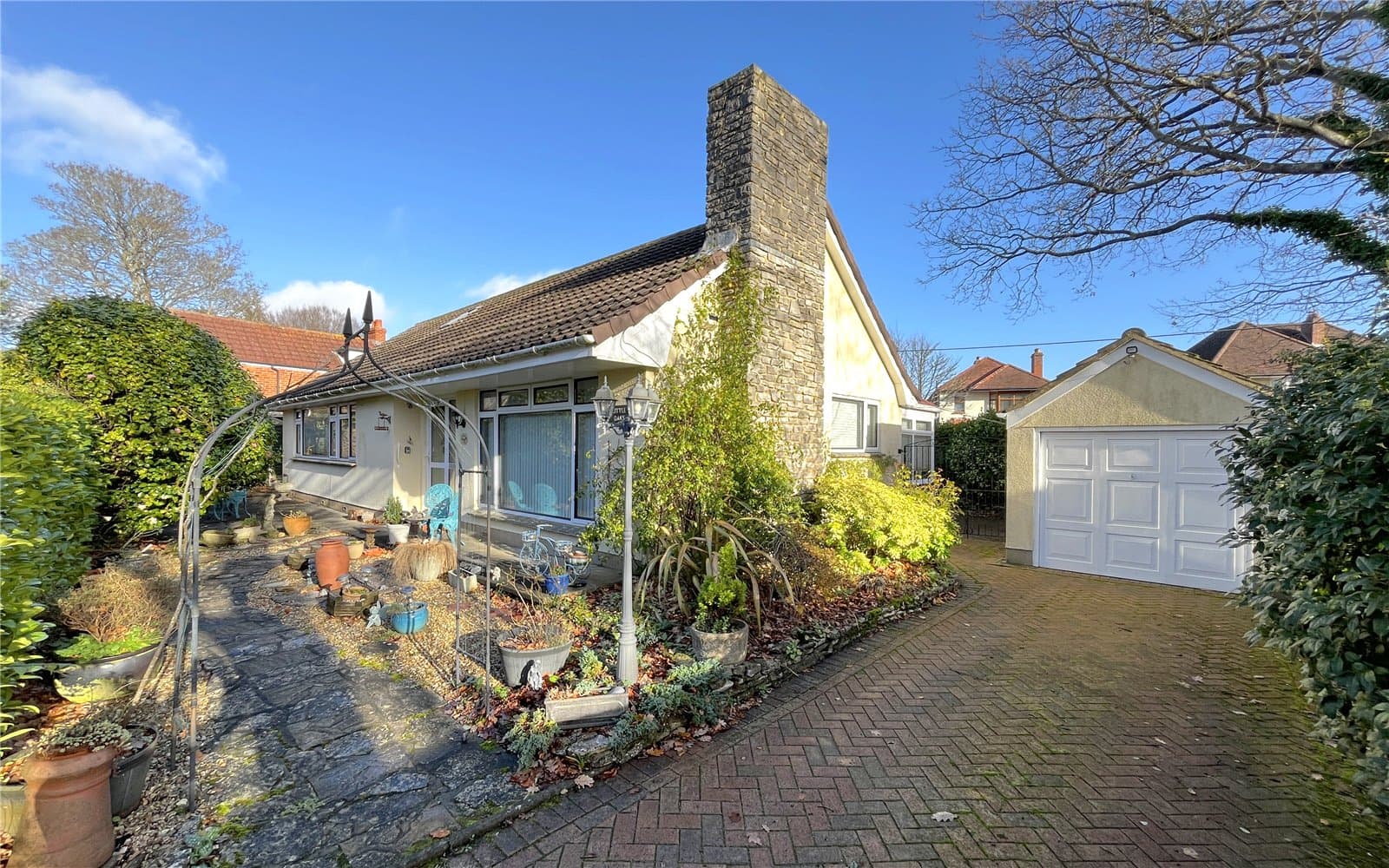 Bramble Lane, Highcliffe, Christchurch, Dorset, BH23 5NB