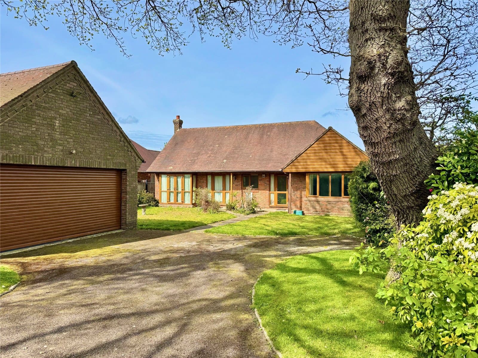 Pond Close, New Milton, Hampshire, BH25 5JH