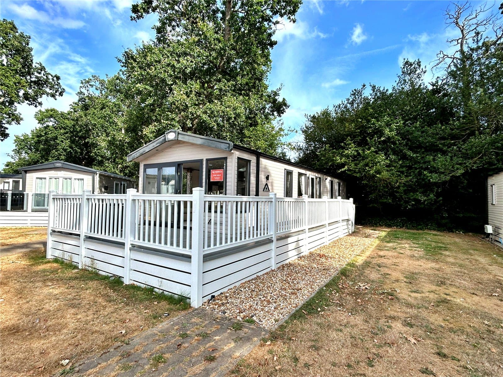Hoburne Caravan Park, Hoburne Lane, Highcliffe, Dorset, BH23 4HU
