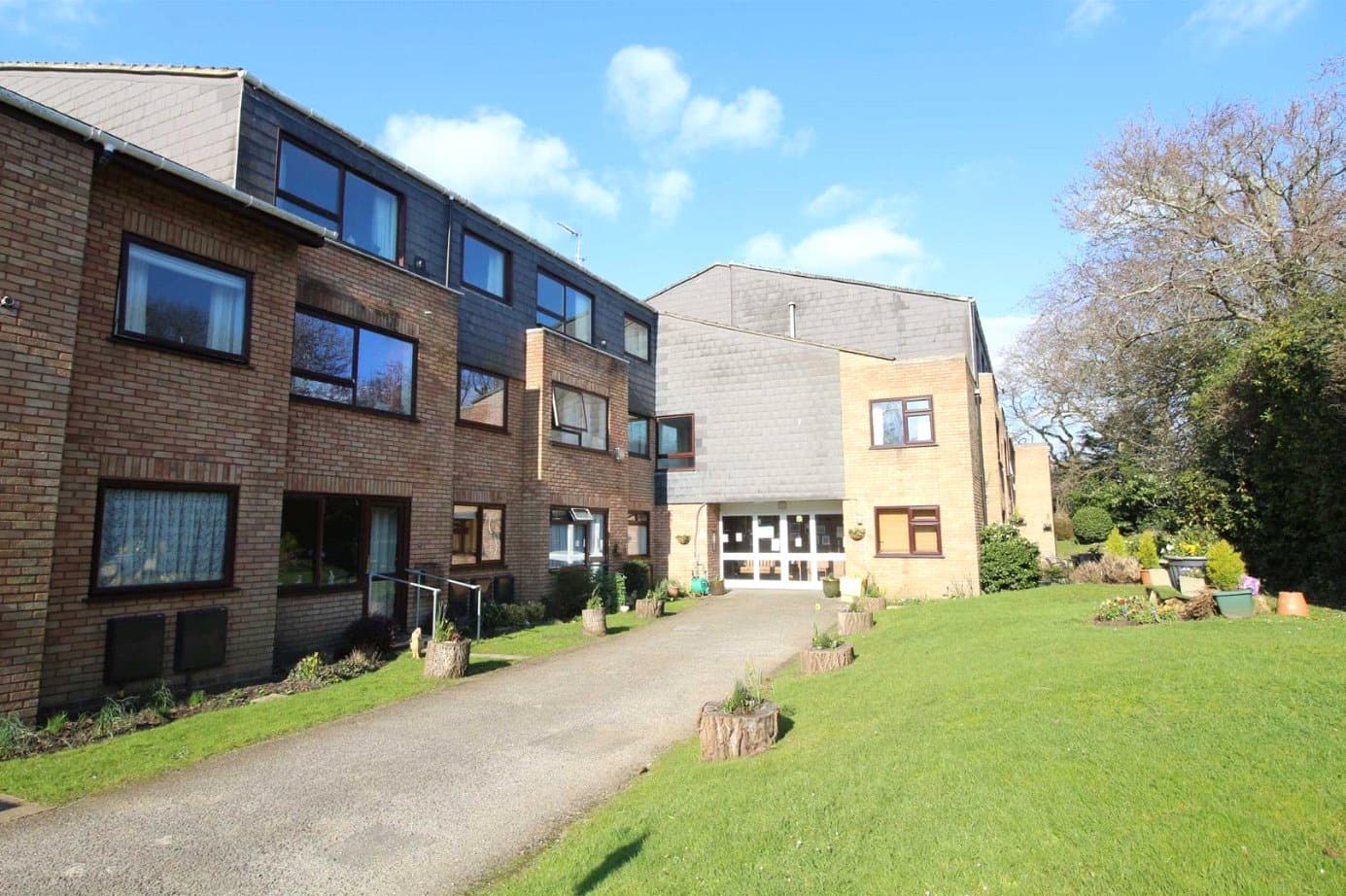 Homewood House, Milford Road, Lymington, Hampshire, SO41 8EZ