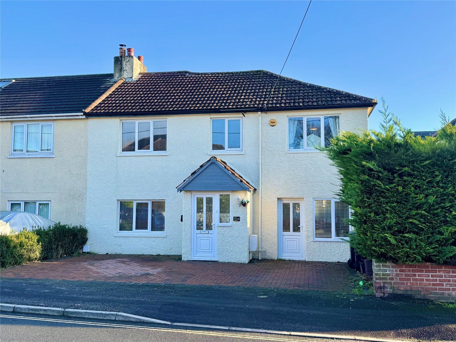 Manor Road, New Milton, Hampshire, BH25 5ED