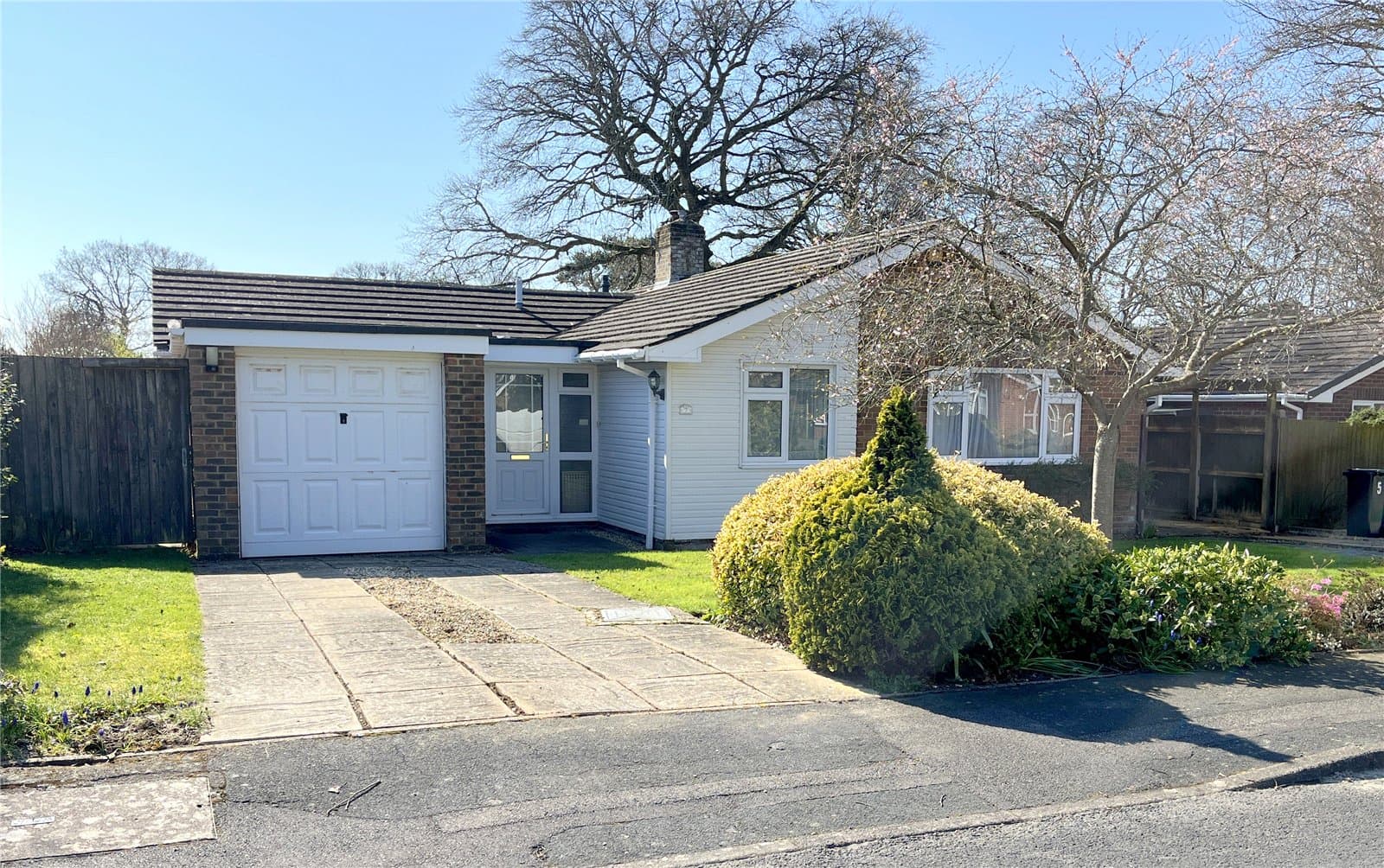 Shepherd Close, Highcliffe, Christchurch, Dorset, BH23 5PF