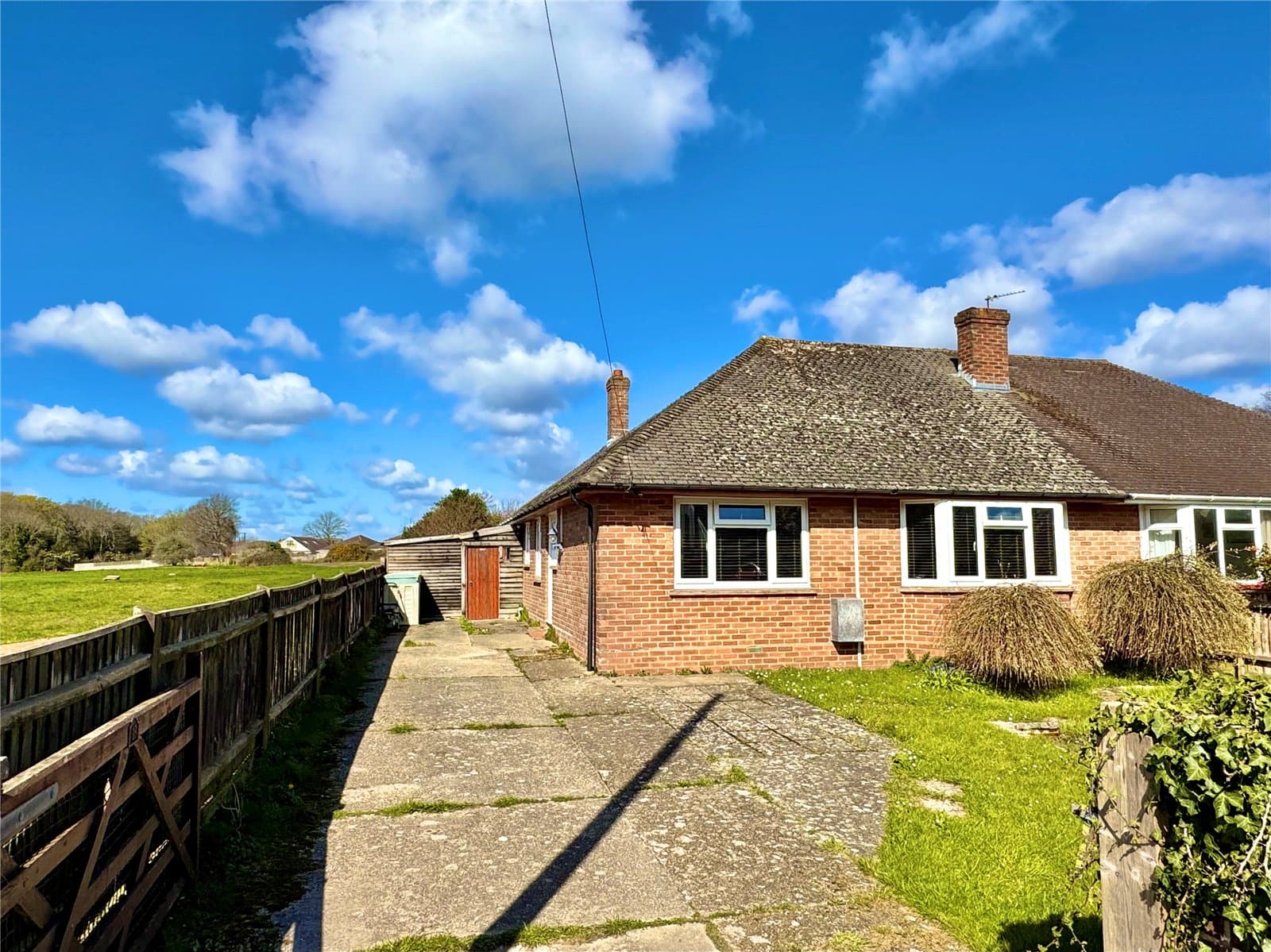 Dudley Avenue, Hordle, Hampshire, SO41 0HY